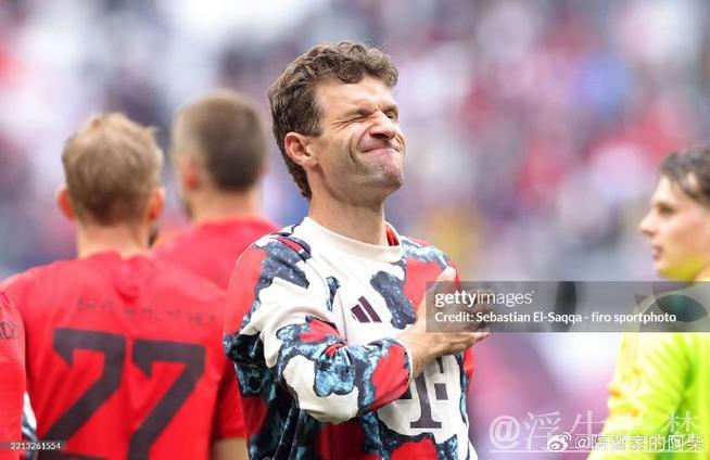 第32轮：拜仁慕尼黑3-3莱比锡 精彩回顾